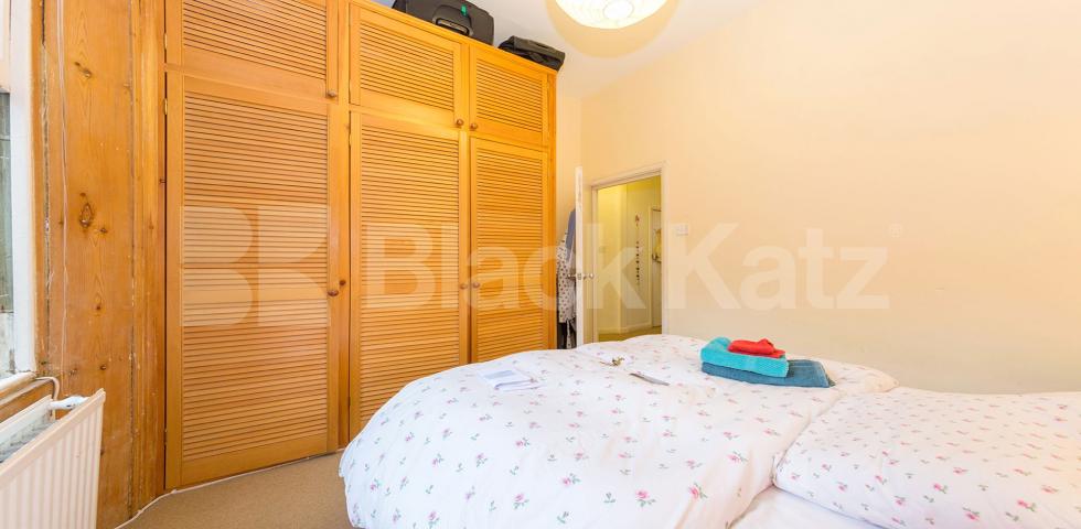 			NEW INSTRUCTION, 1 Bedroom, 1 bath, 1 reception Flat			 Overstone Road, Hammersmith, HAMMERSMITH